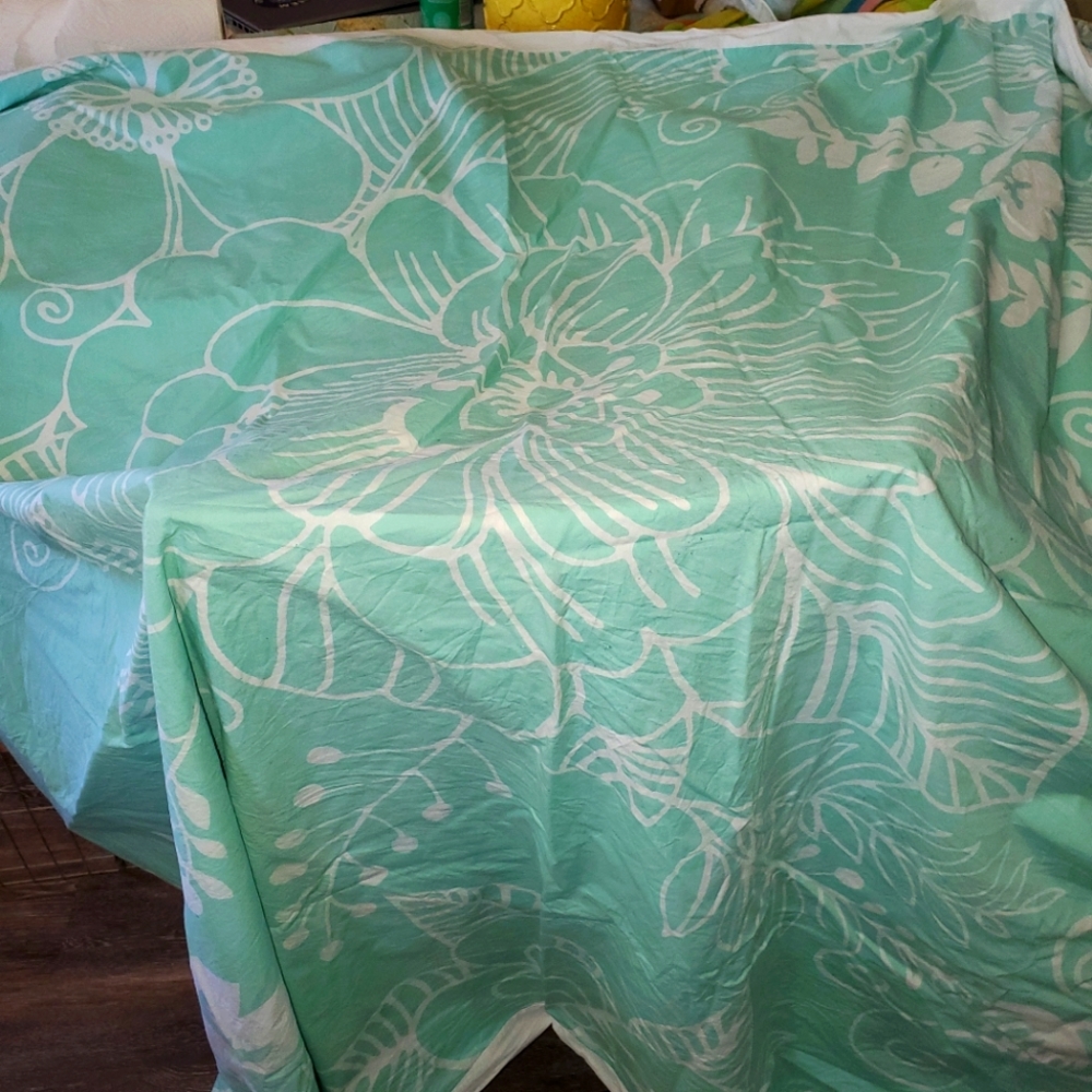 PB Teen Duvet cover Ocean blue White floral Twin Size Cotton